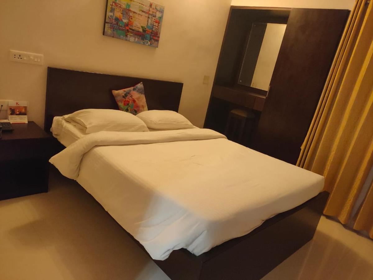 Kfour Apartment & Hotels Private Limited Madurai Exterior foto